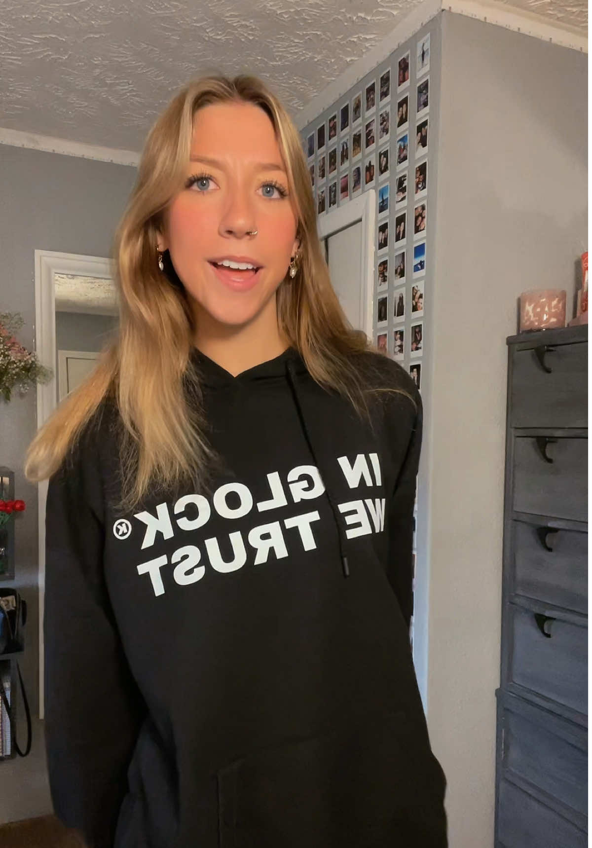 @Tori_Elizabeth