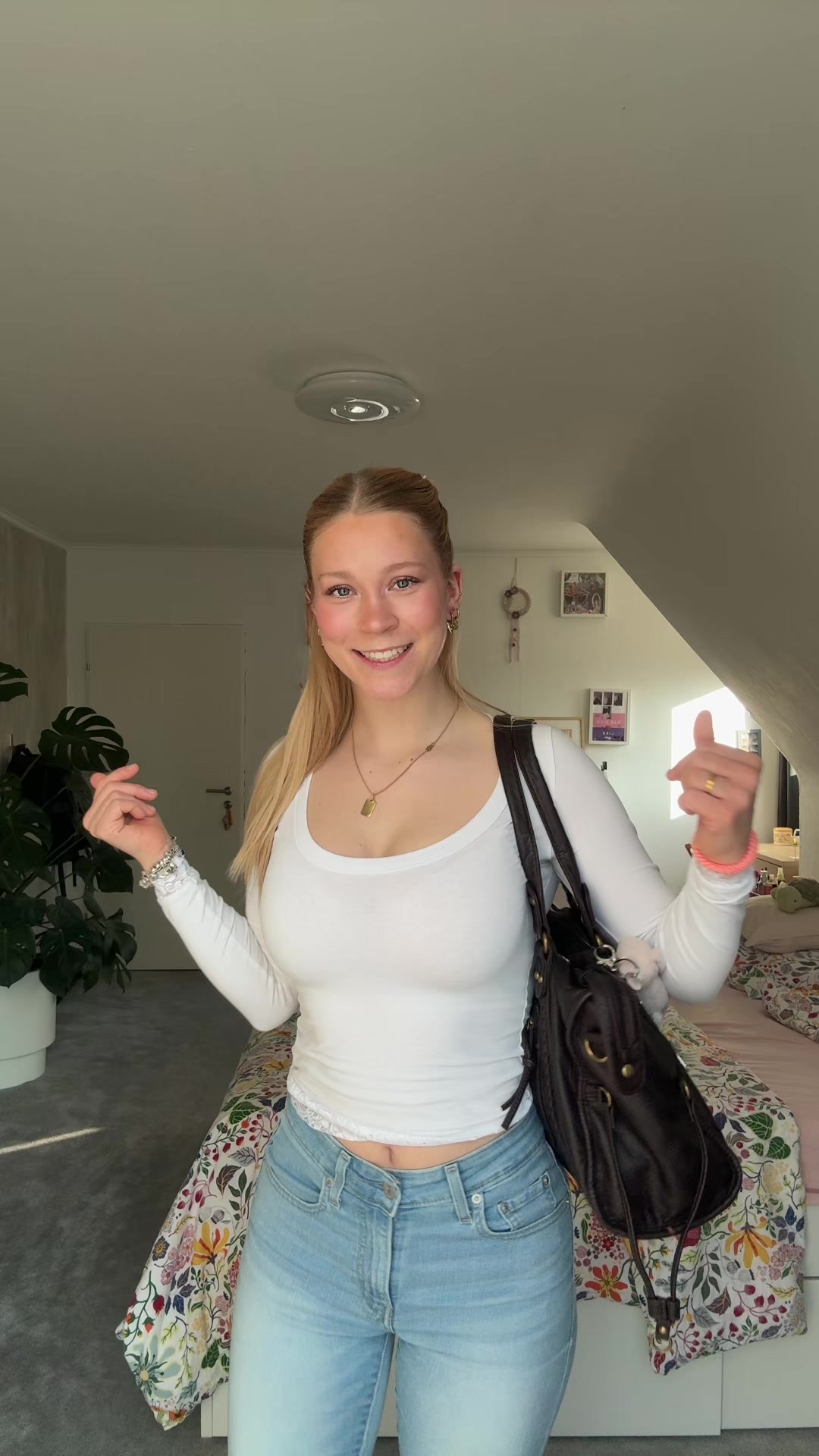 @Emmi⭐️