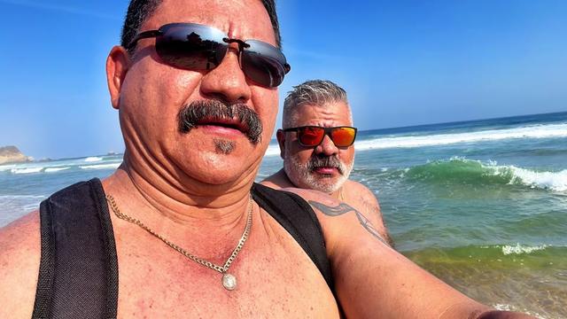 @ADRIAN  S&Uacute;PER OSO