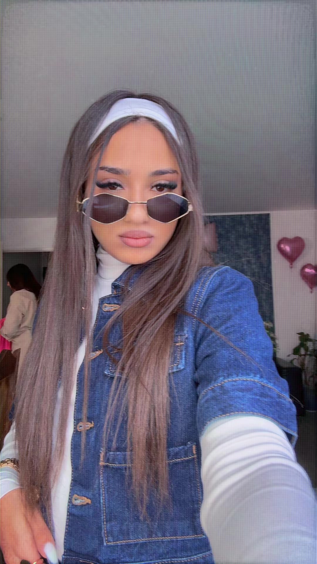 @AXX