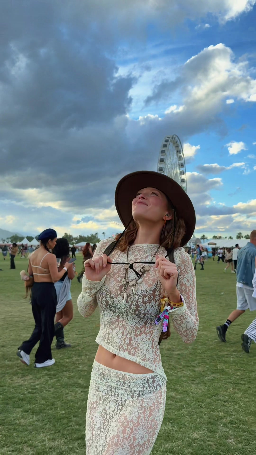 @larsenthompson