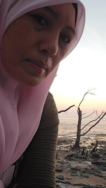 @IZA ESYA