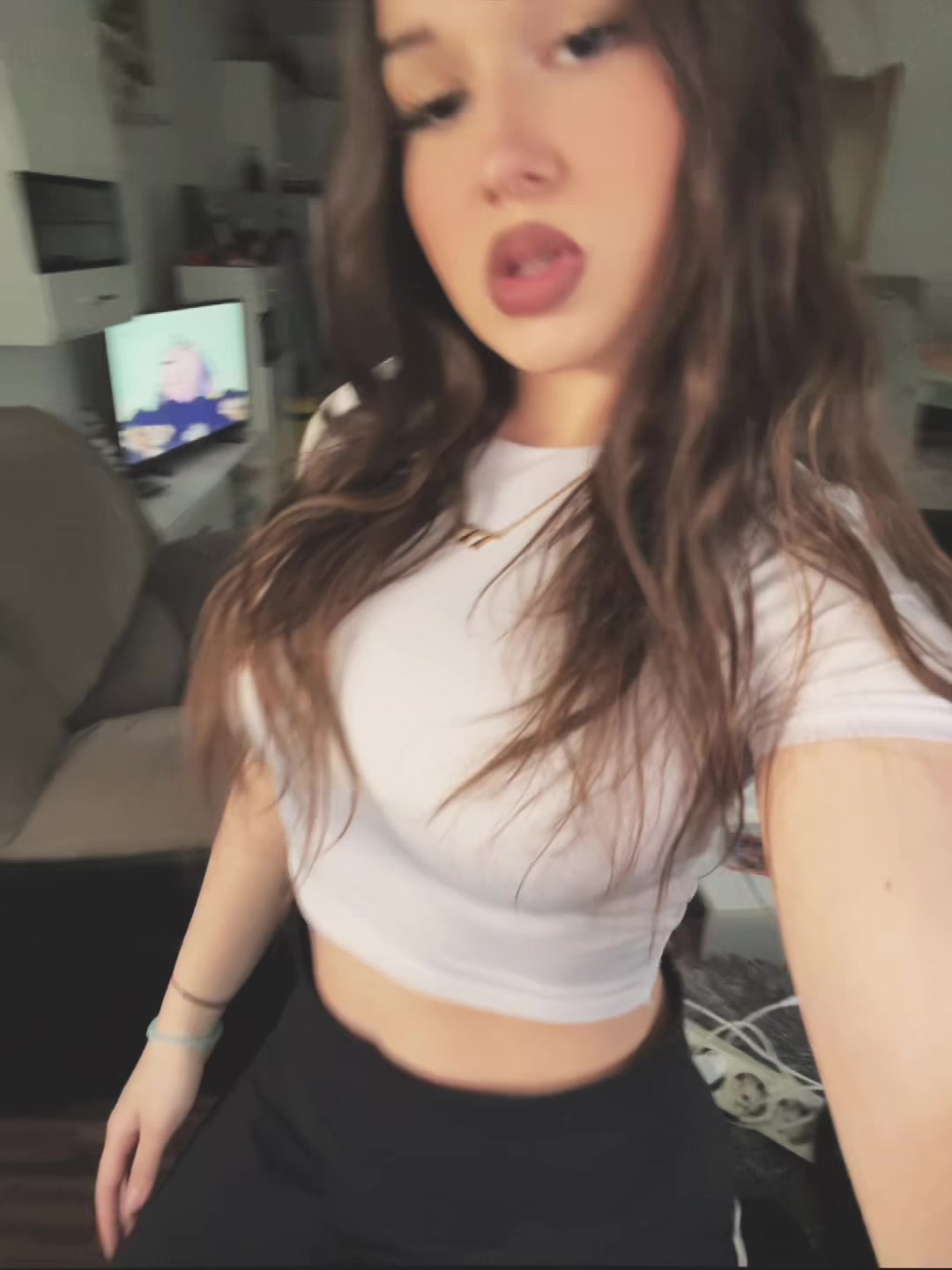 @🥥