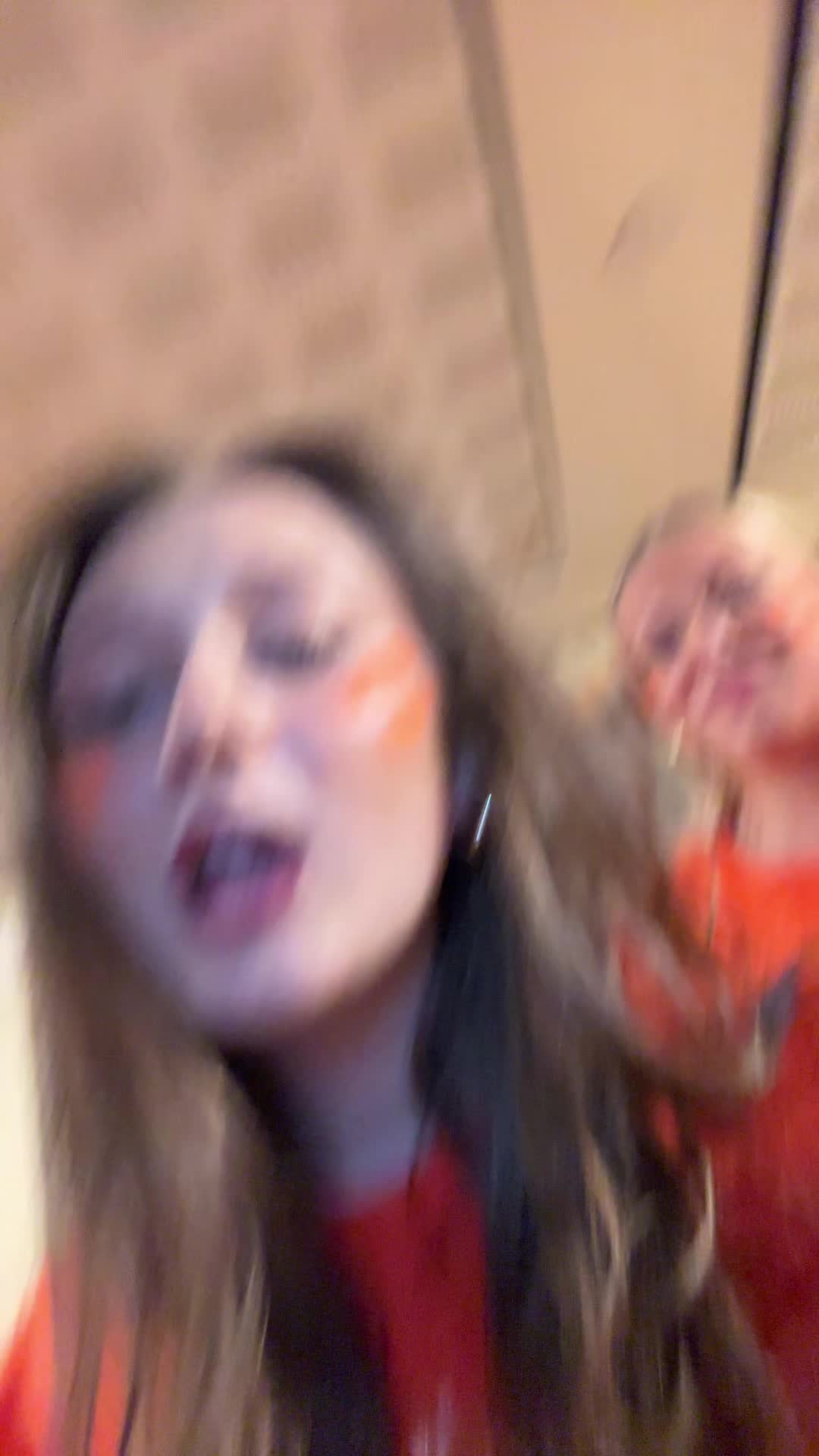 @nicoleoborn