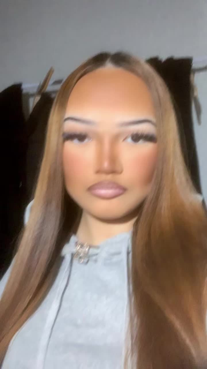 @𝓐𝓷𝓰𝓮𝓵𝓲𝓷𝓪