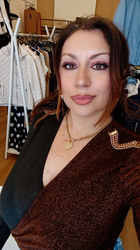 @daniela la corte