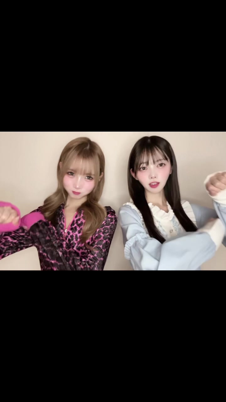 @🩷ギャルと清楚🩵