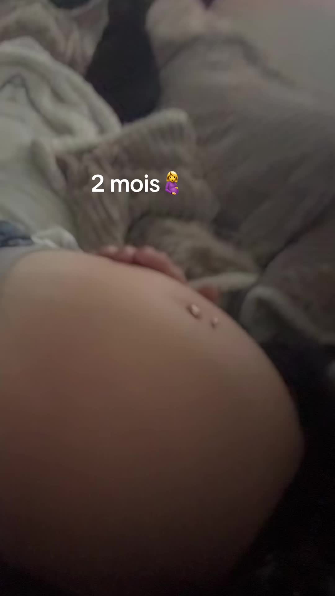 @L&eacute;a