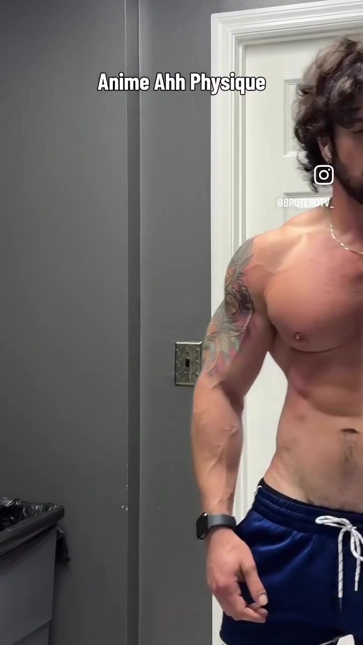 @GayMomentsTiktok