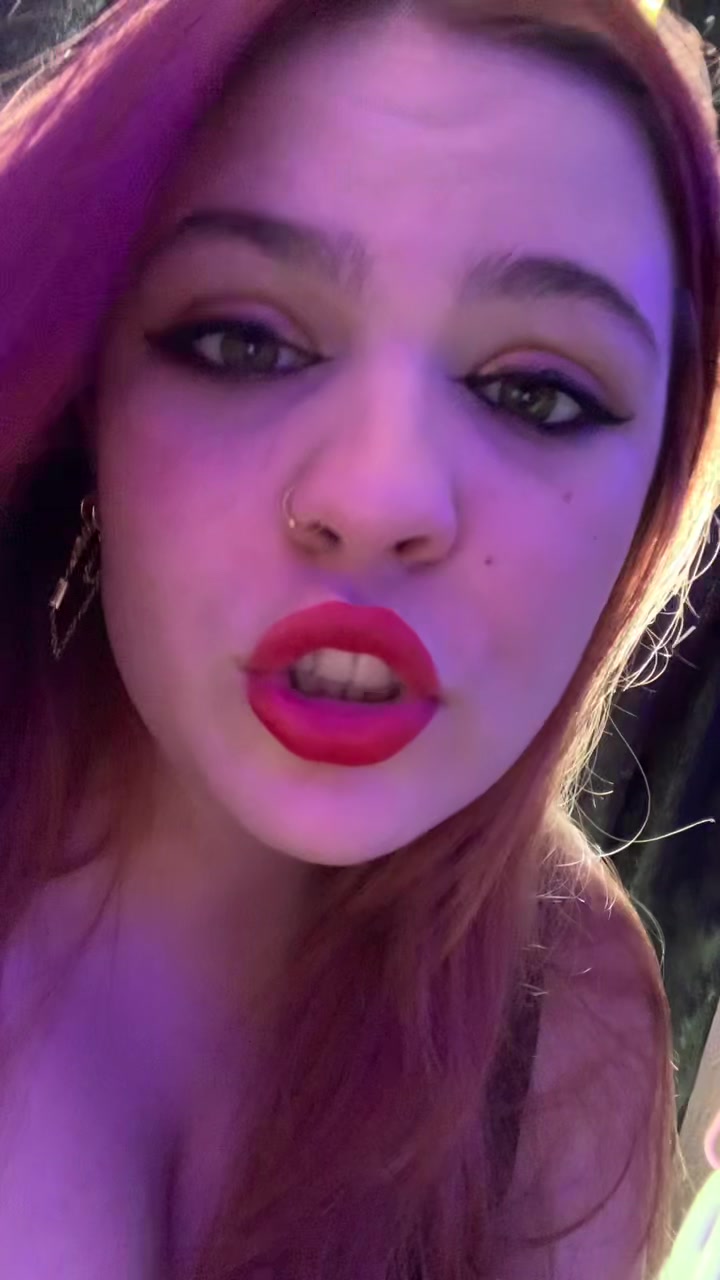 @LuluDummond