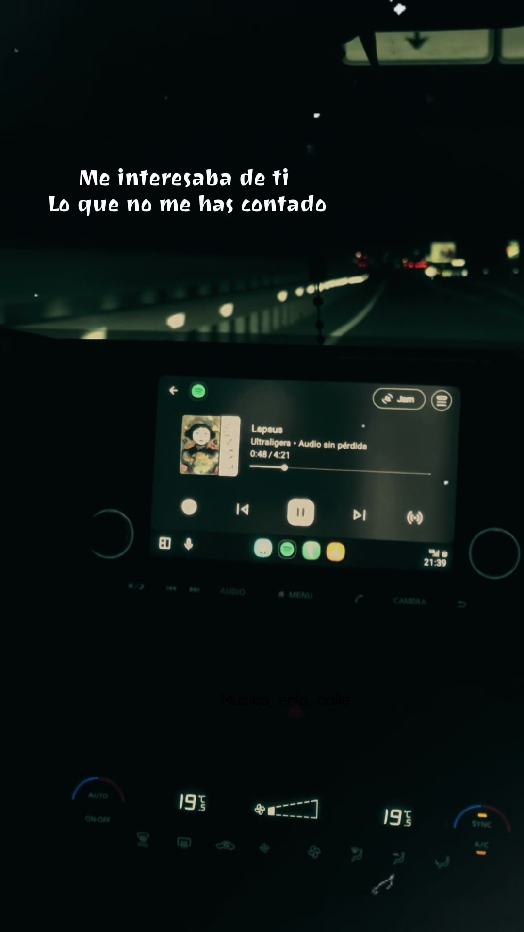 @👩&zwj;🎤M&uacute;sica en la calle🎸👩&zwj;🎤