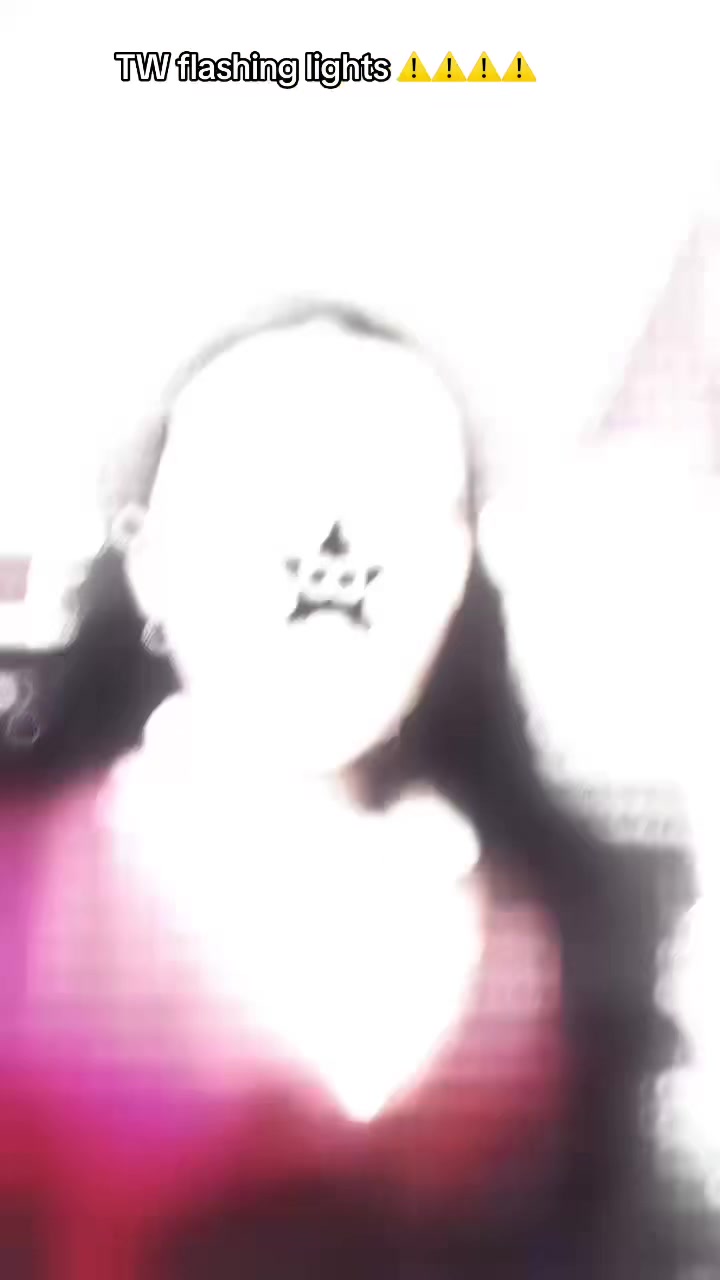 @Lilly 💜🩷💜🩷🩷💜