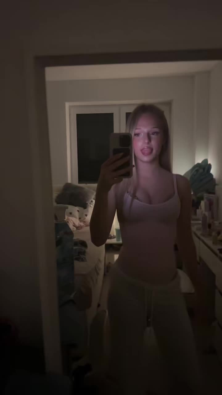 @𝐙𝐨𝐞𝐲