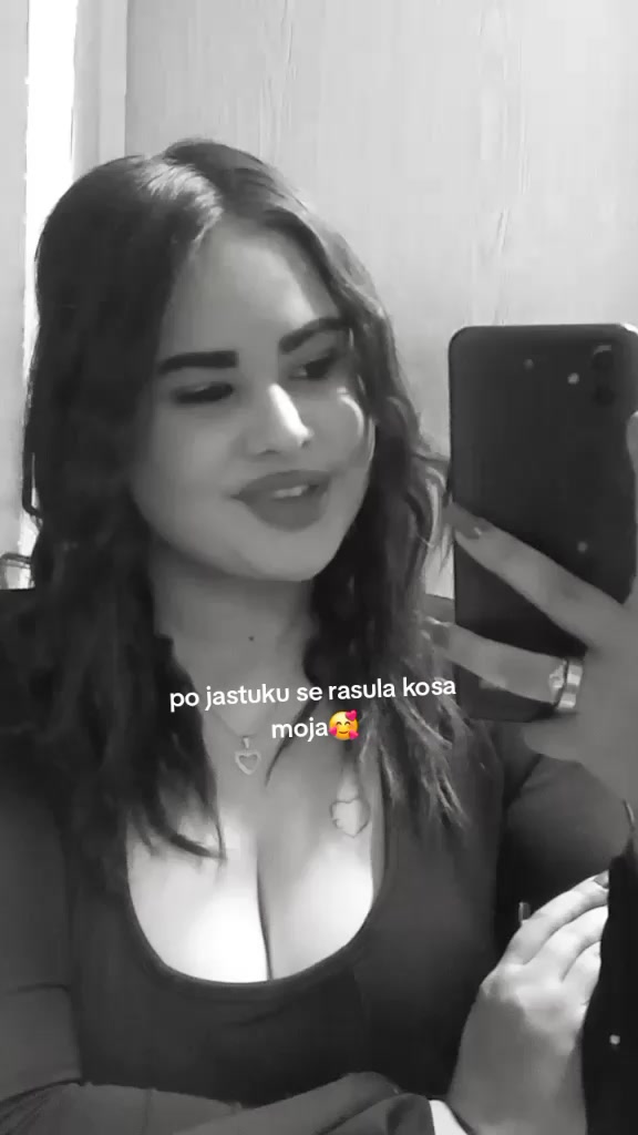 @Jovana0802