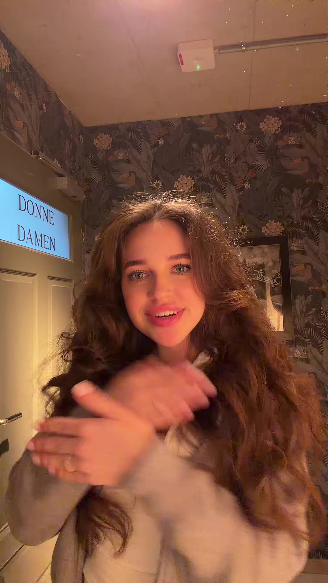 @кира конст💋