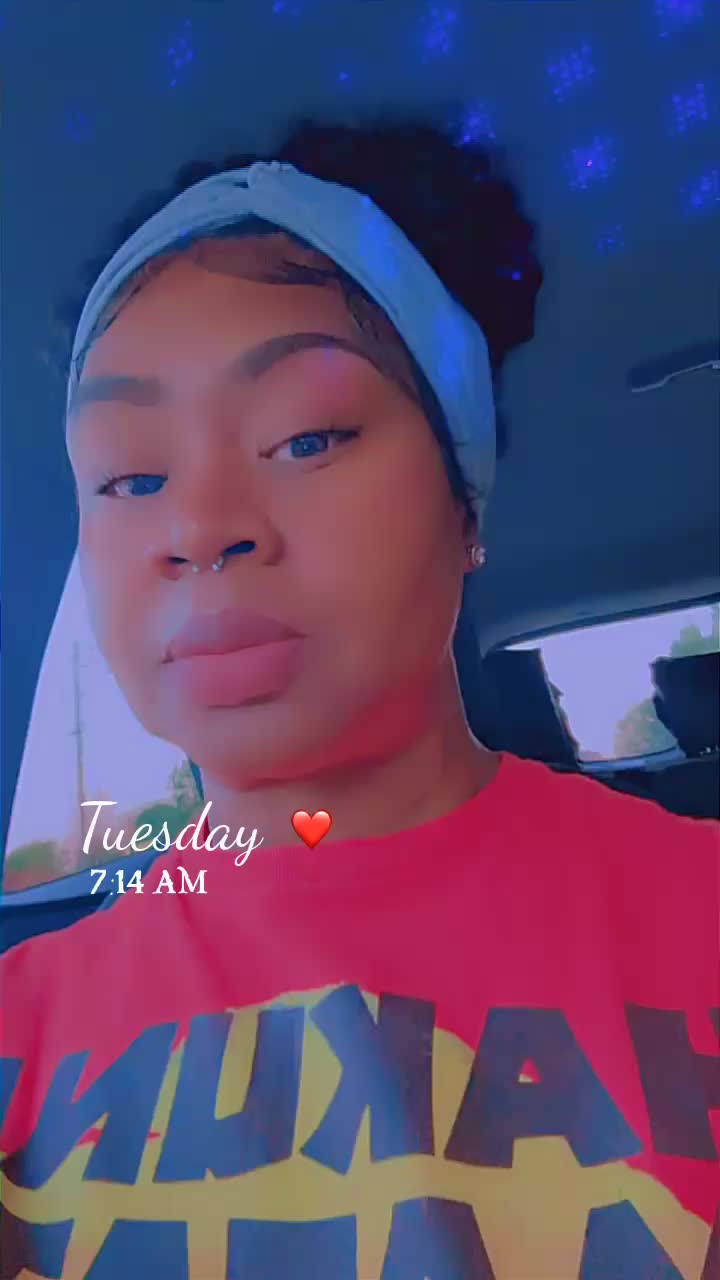 @L E K A 💋