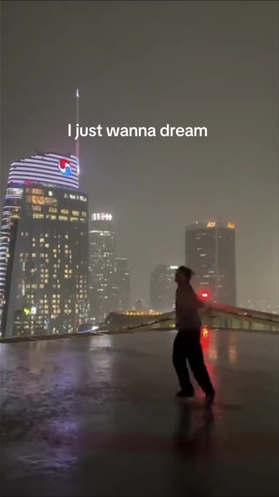 @raevr