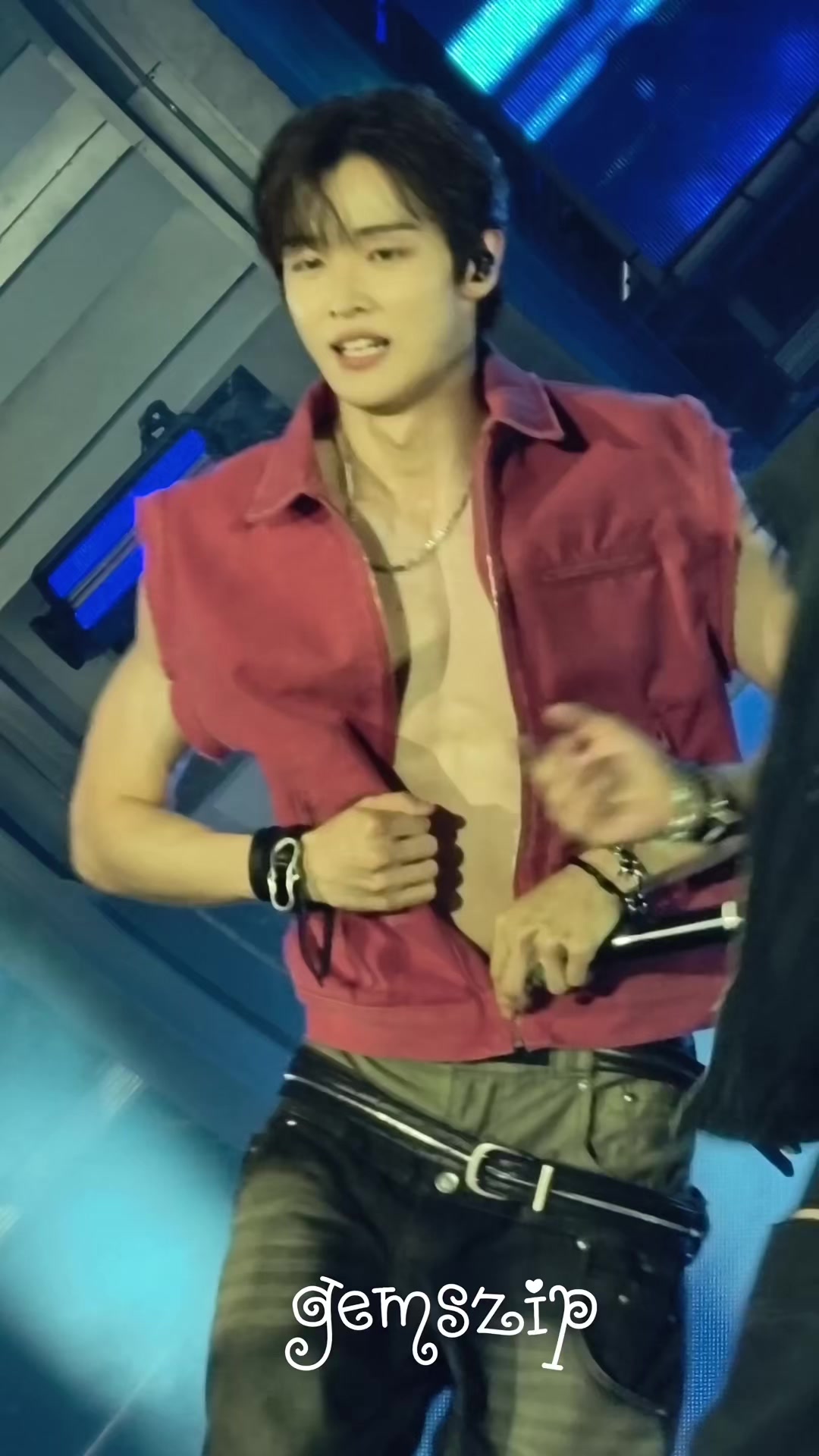 @HeavenlessBoy_ kpop