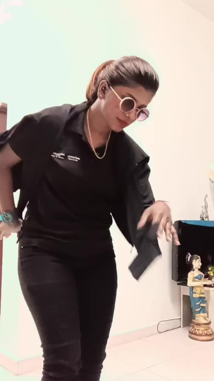 @ஈஸ்வரி🖤