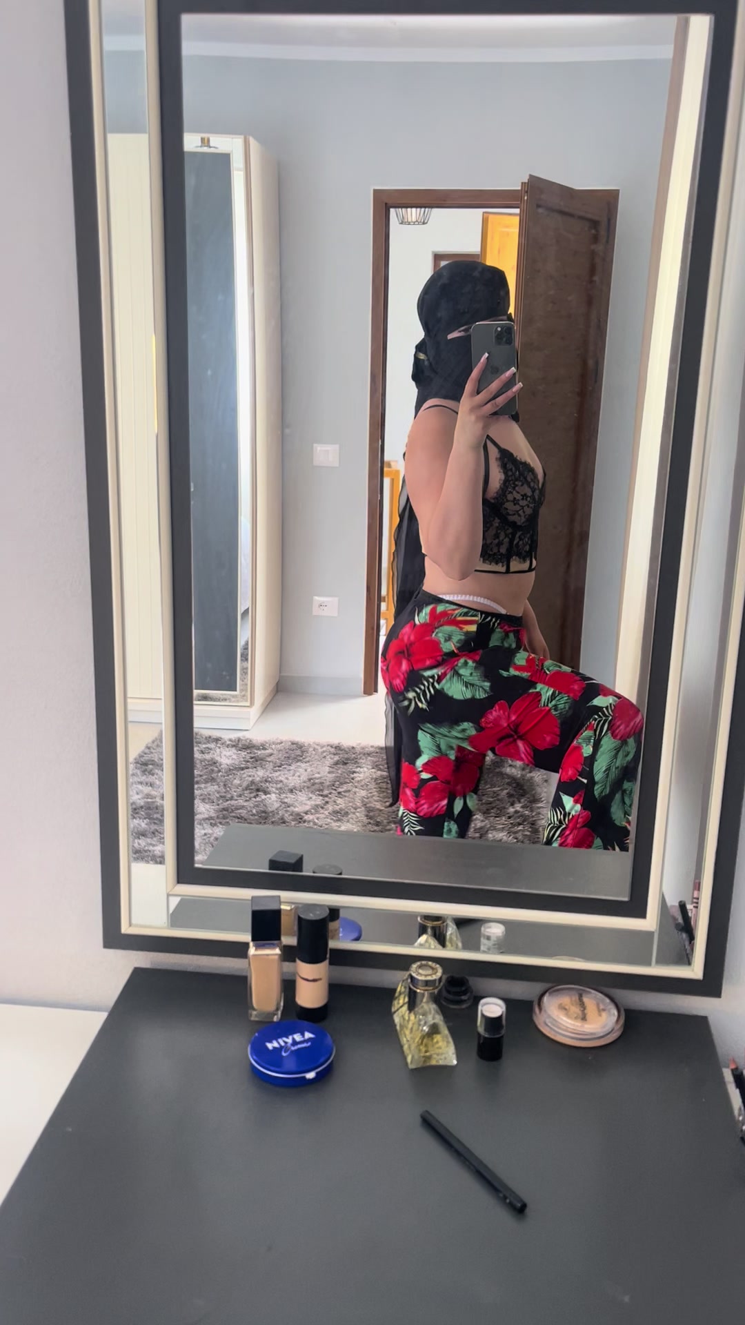 @Leyla Hoxhaa