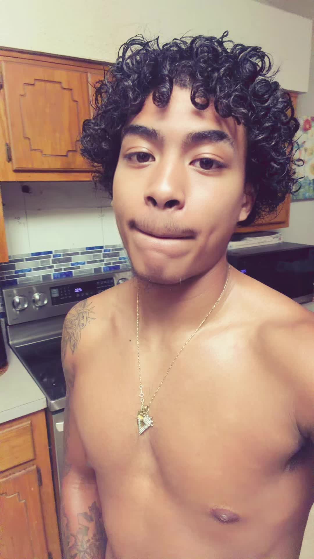 @V2