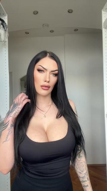 @Inked_Kira