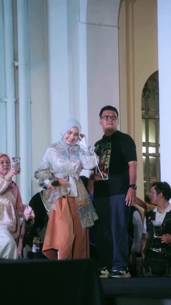 @Fatin Shidqia