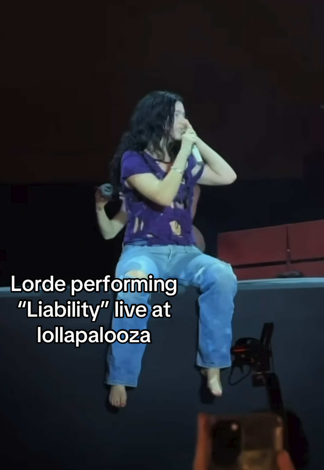 @Lorde Fanpage