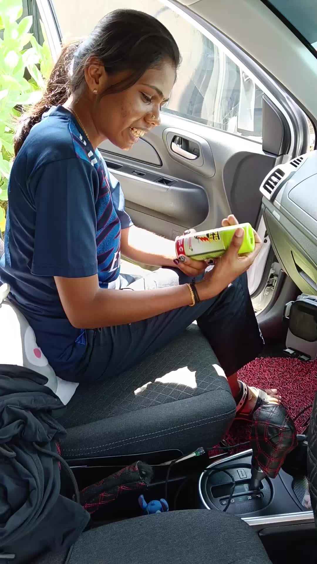 @dhinisha official