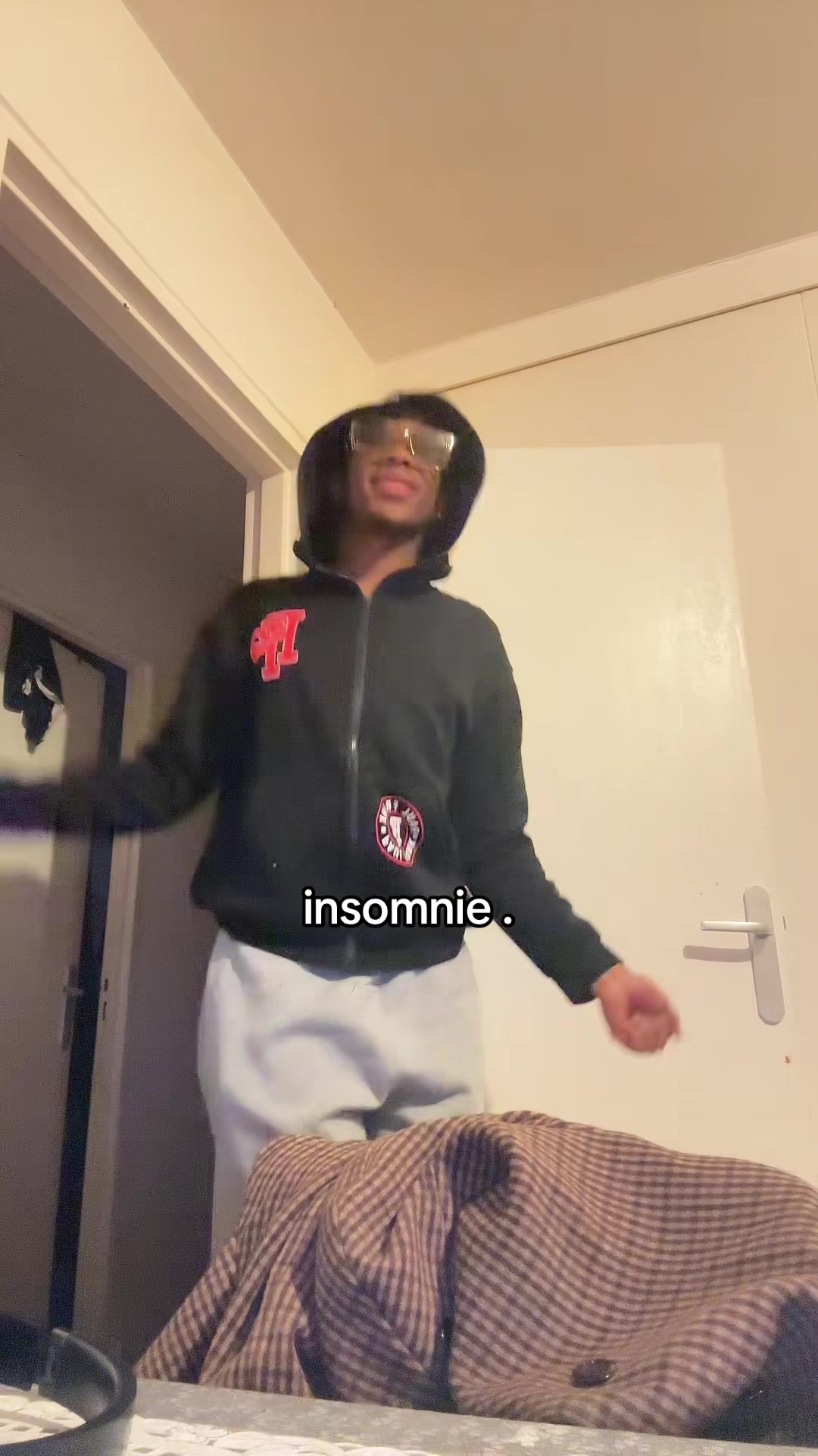 @J2 🌟