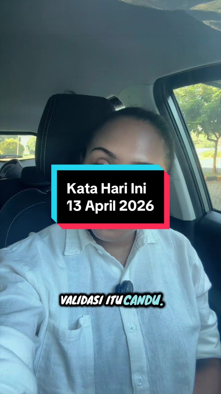 @UnaneSerafiAnelies