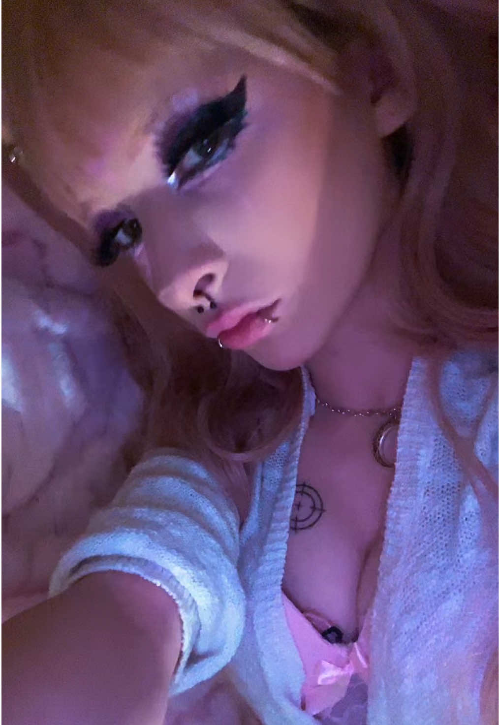 @<3