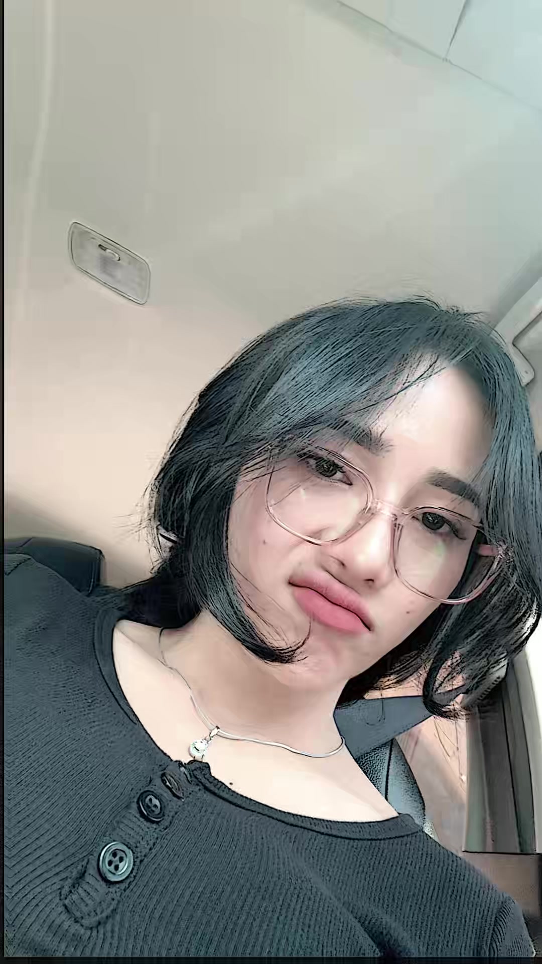@Yolaa_yolaa