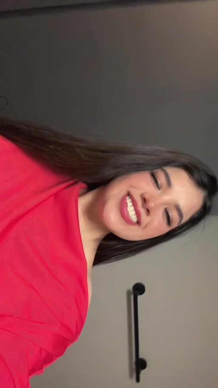 @alessa22_