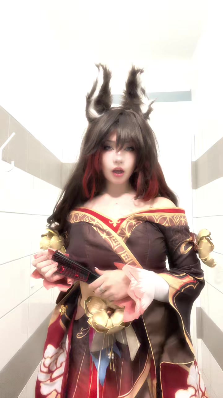 @mikomii.cos