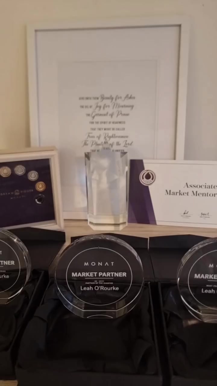 @Leah | Hair & Confidence Coach