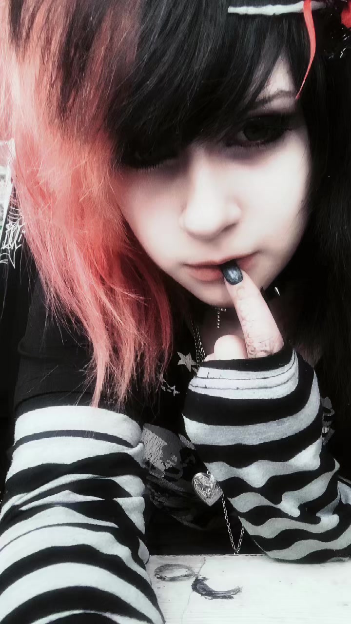 @ViTaLya NeGaTivChIkK:0