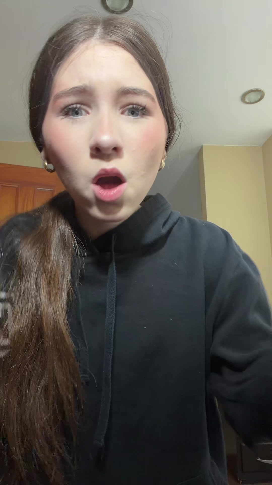 @Moni