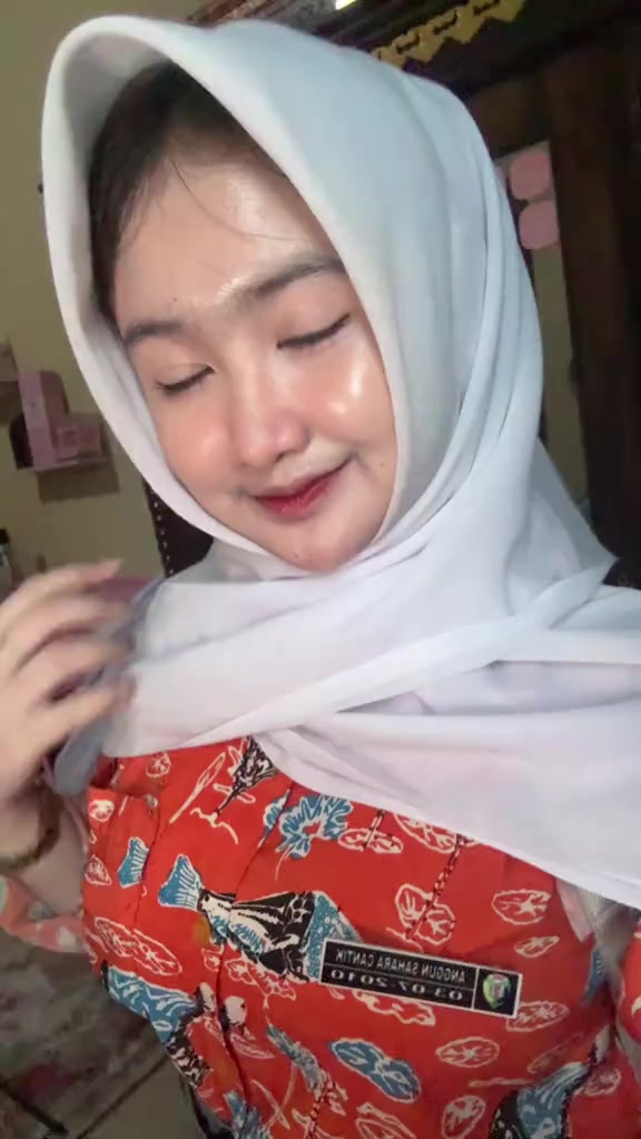 @Cewek Cantik