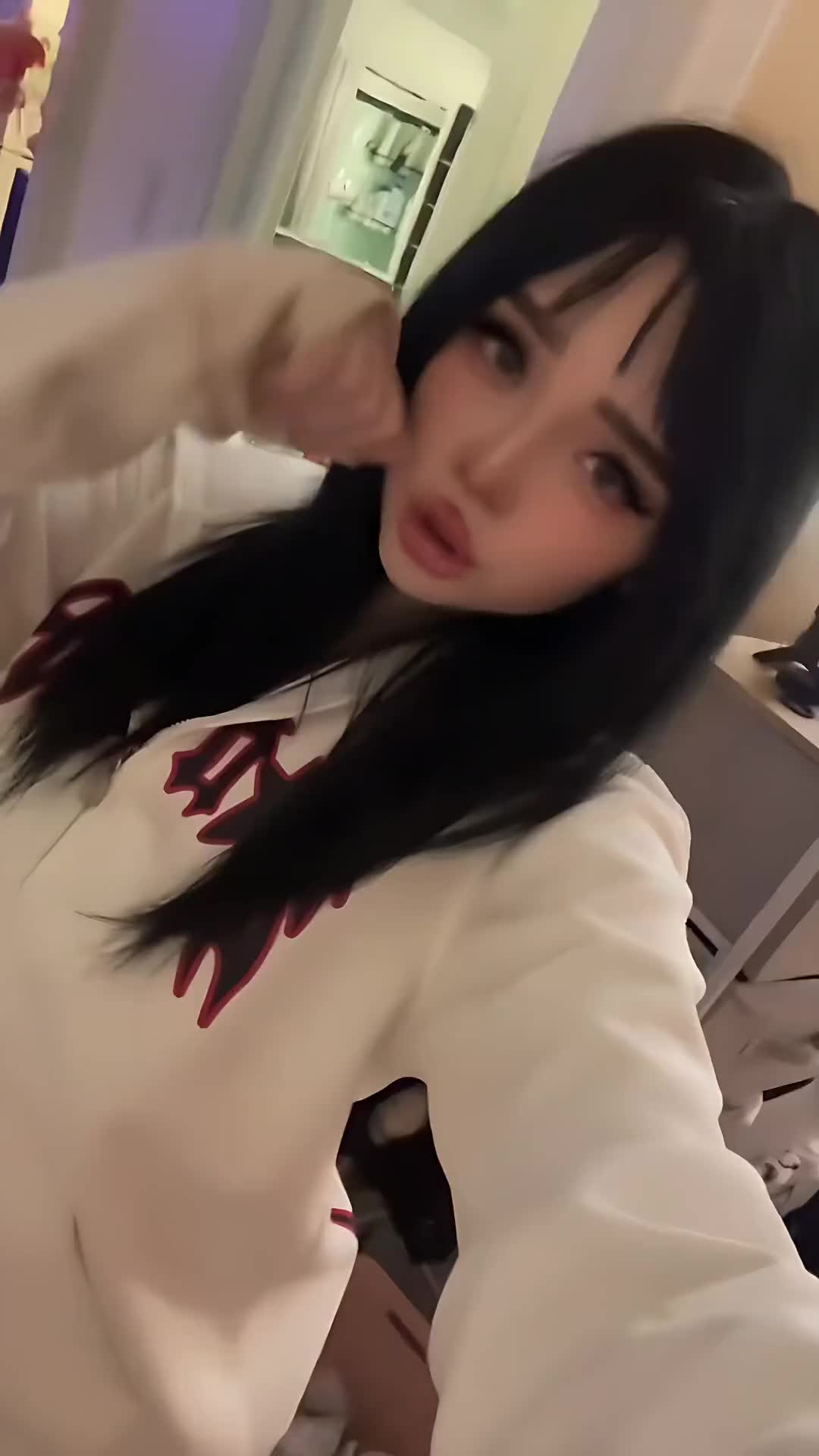 @Glimmer_Lavender