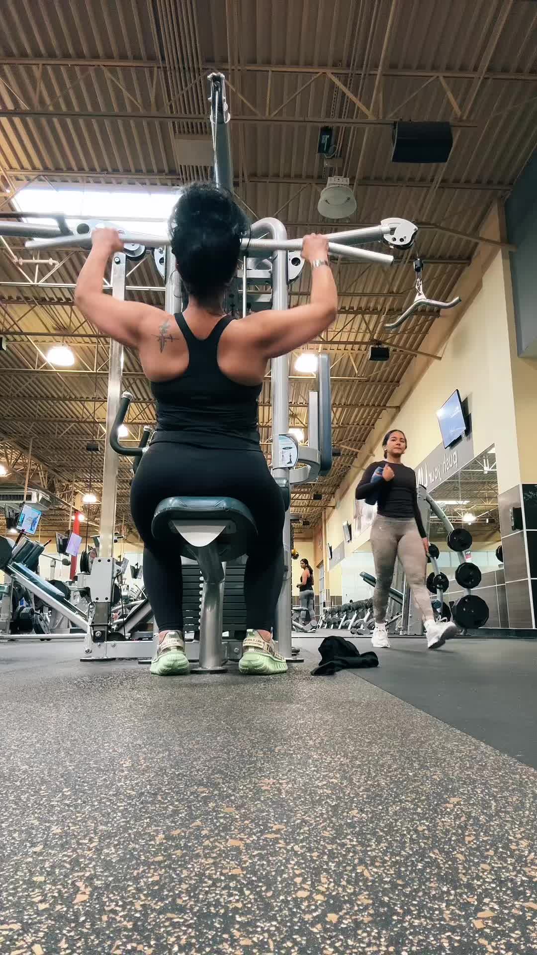@geenaazami