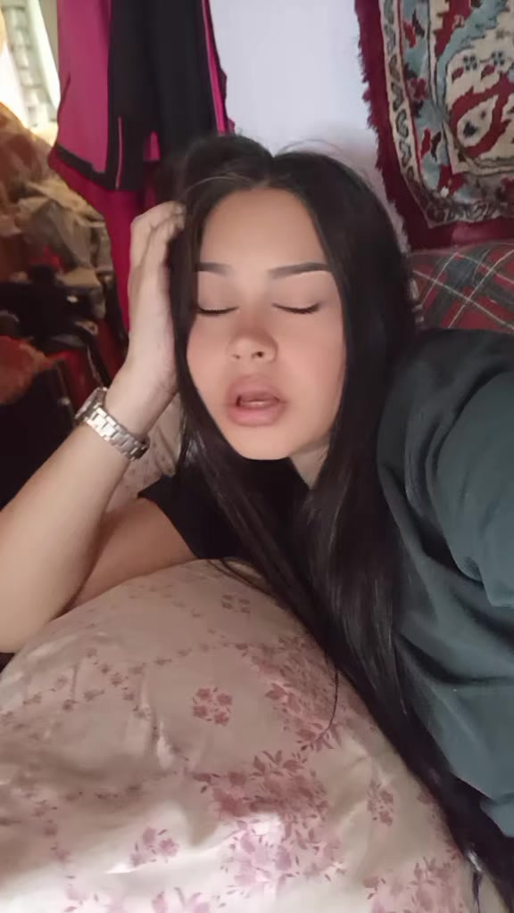 @Elenaa04