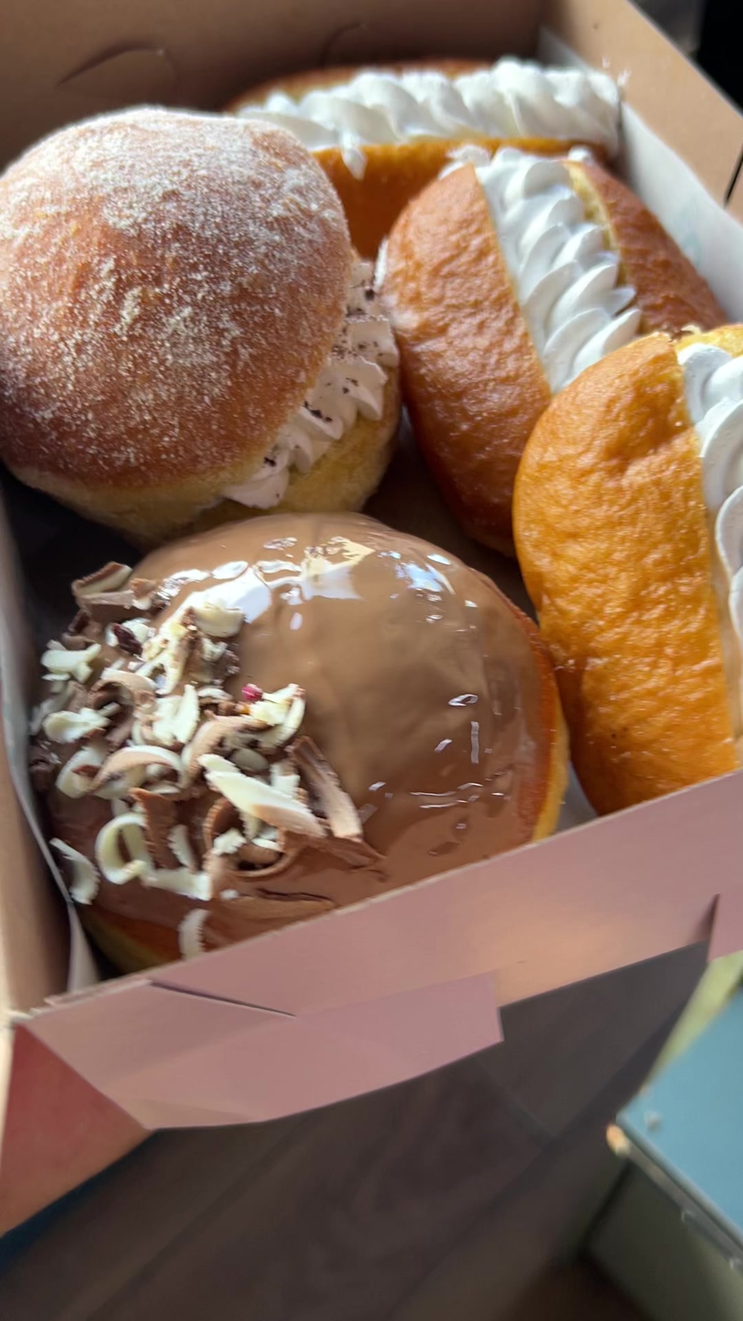@Doughnuts Broomtree