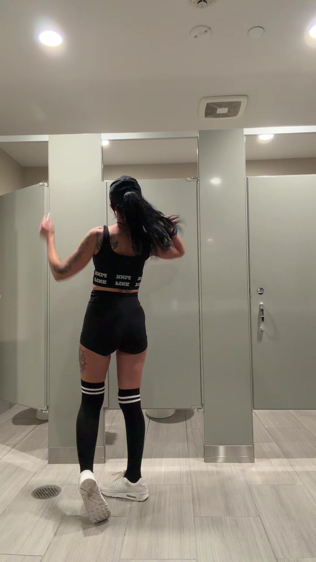 @Maria