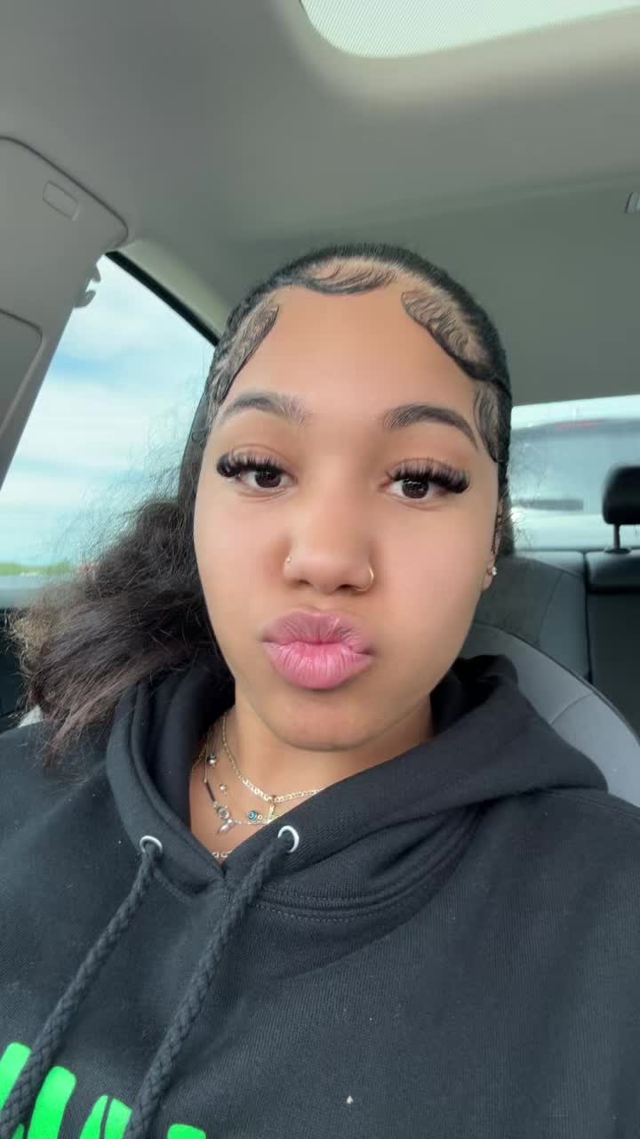 @MiaBaby