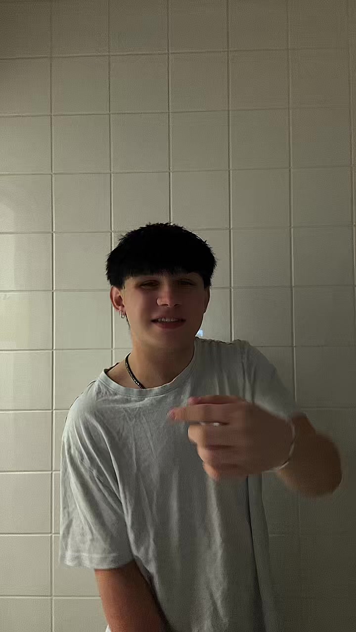 @Джеймі