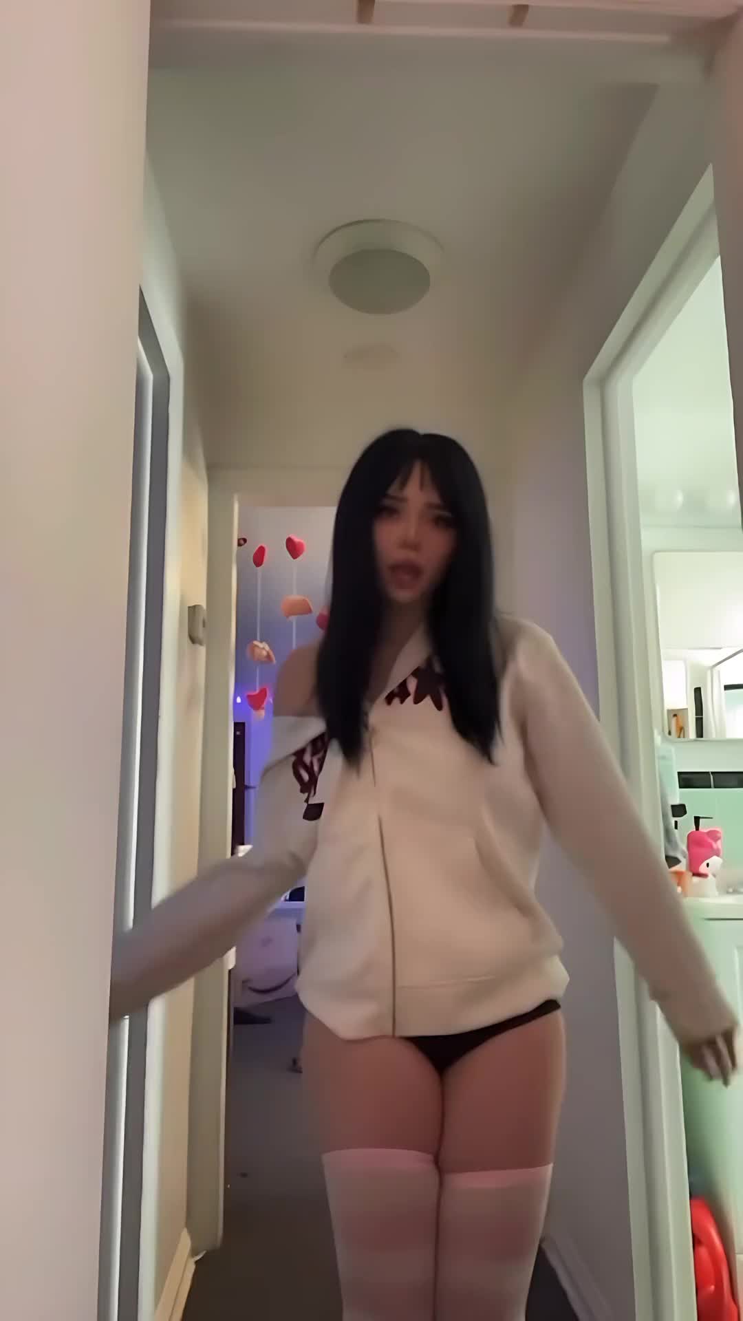 @Glimmer_Lavender