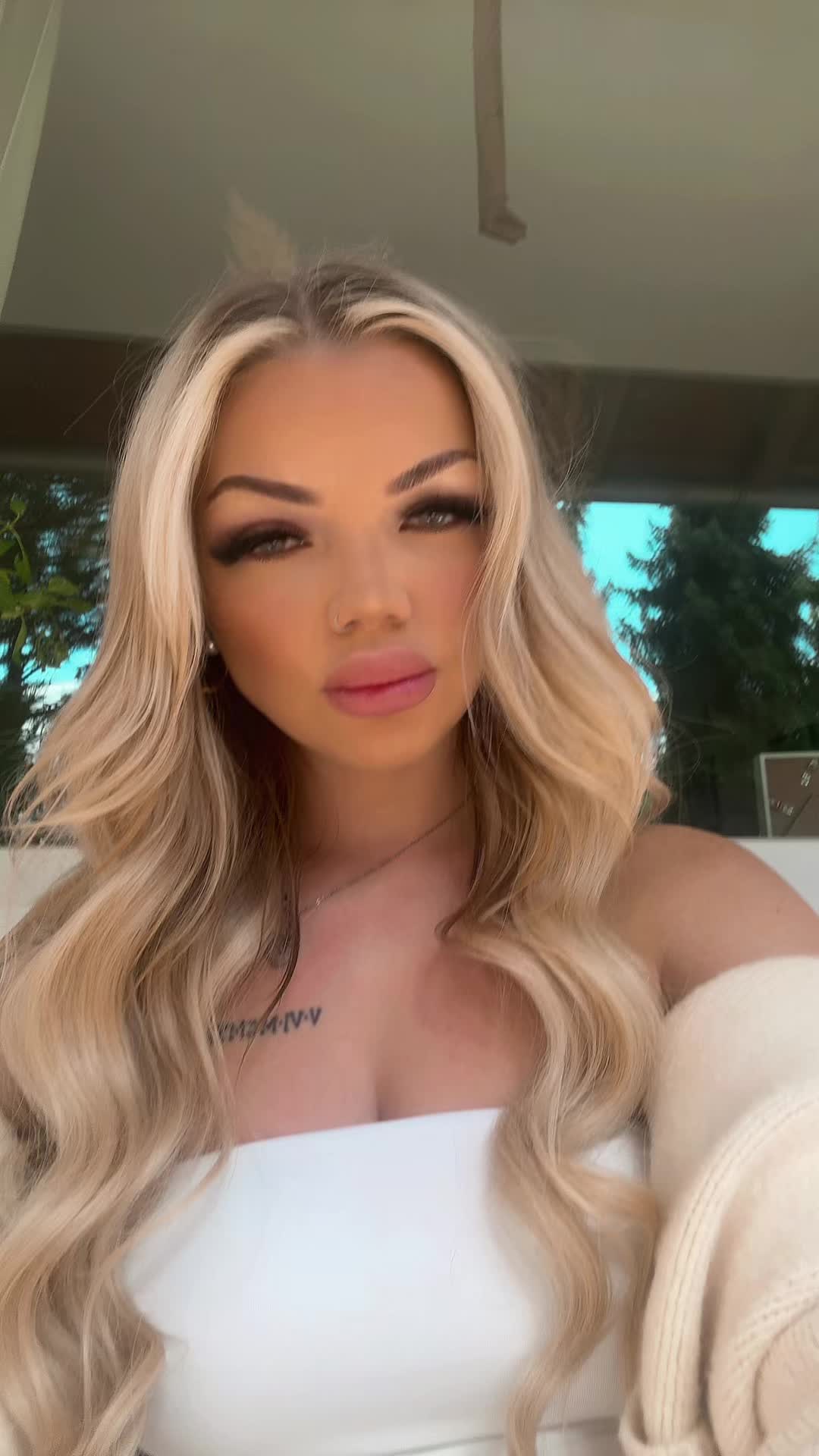 @Xʜᴇɴᴀ 🌹