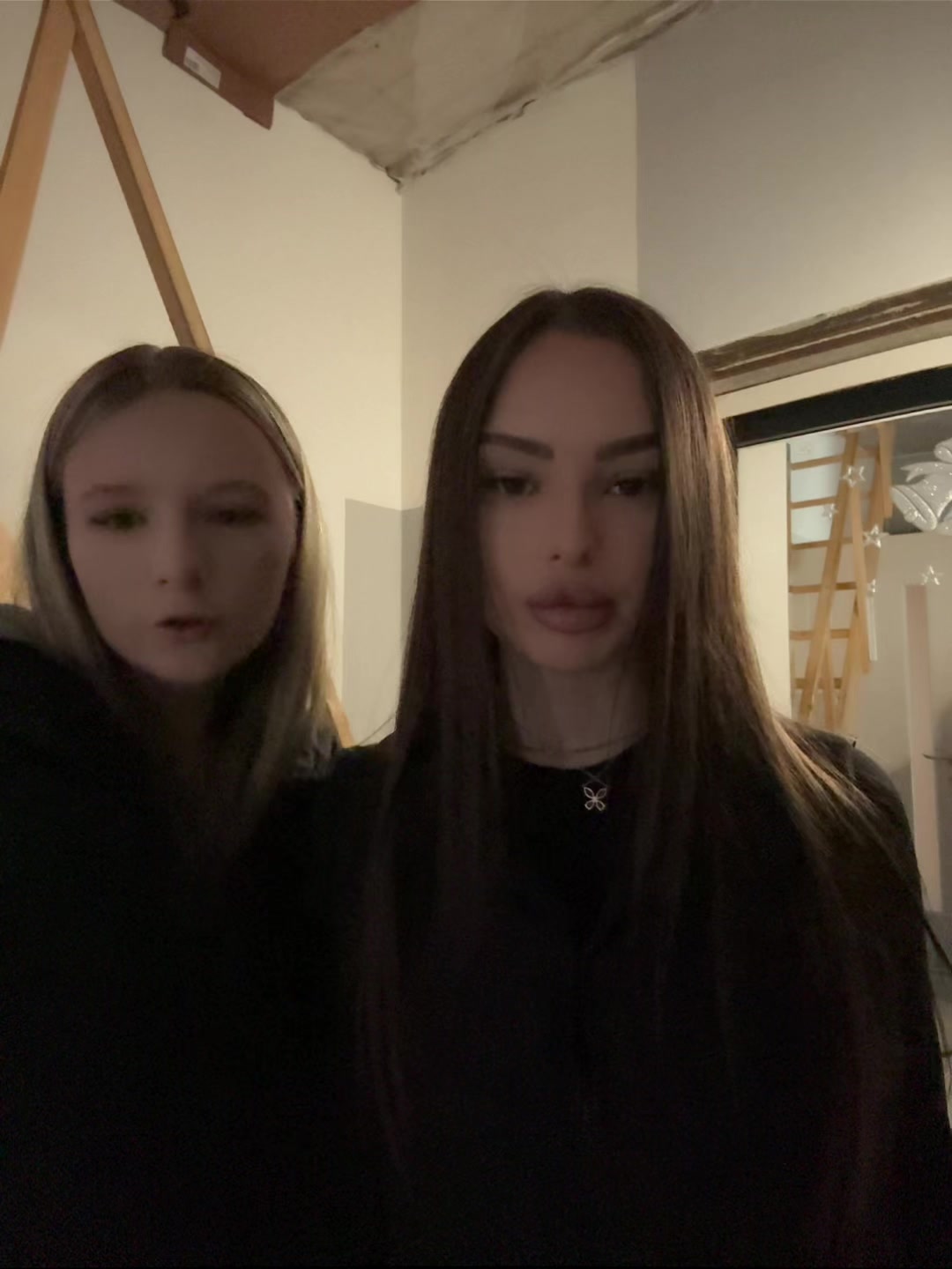 @ellllliiiza