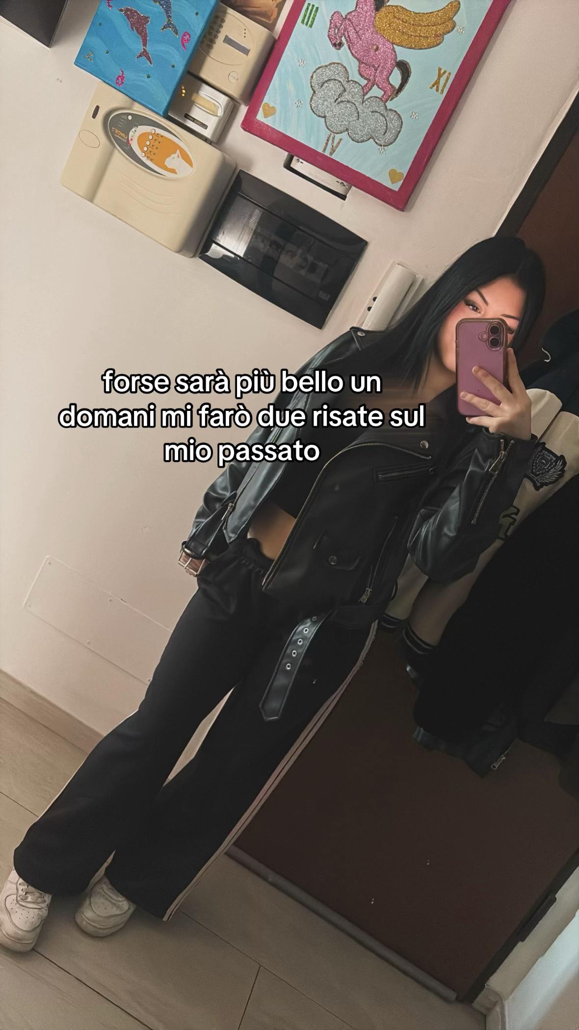 @𝒮